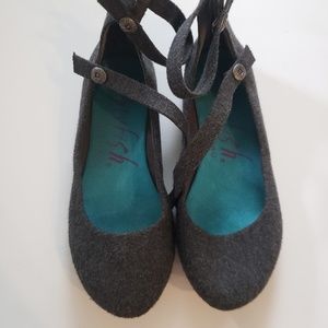 Blowfish gray flats